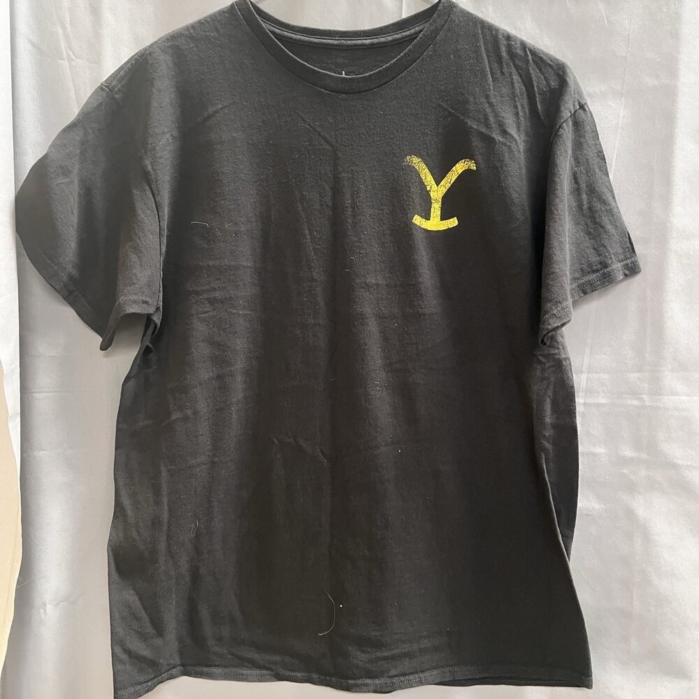 Yellowstone Dutton Ranch logo t-shirt Size Large BR2180